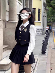 レディース セットアップ 秋新作 韓国ドラマ風 学院スタイル 英倫風デザイン ジャケット風ベスト＋シャツ＋プリーツスカート 3点セット 小柄向け 体型カバー おしゃれ ガーリー デイリー 通勤 通学 トレンド人気コーデ NY028